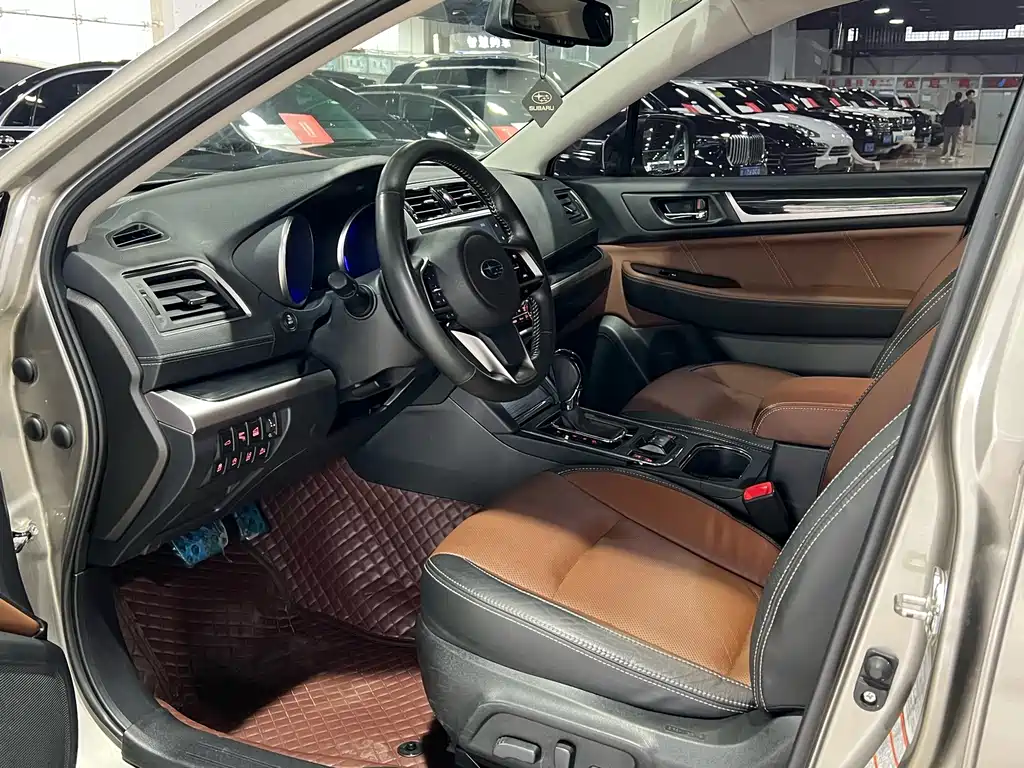 Subaru Outback 2020 — фото 13