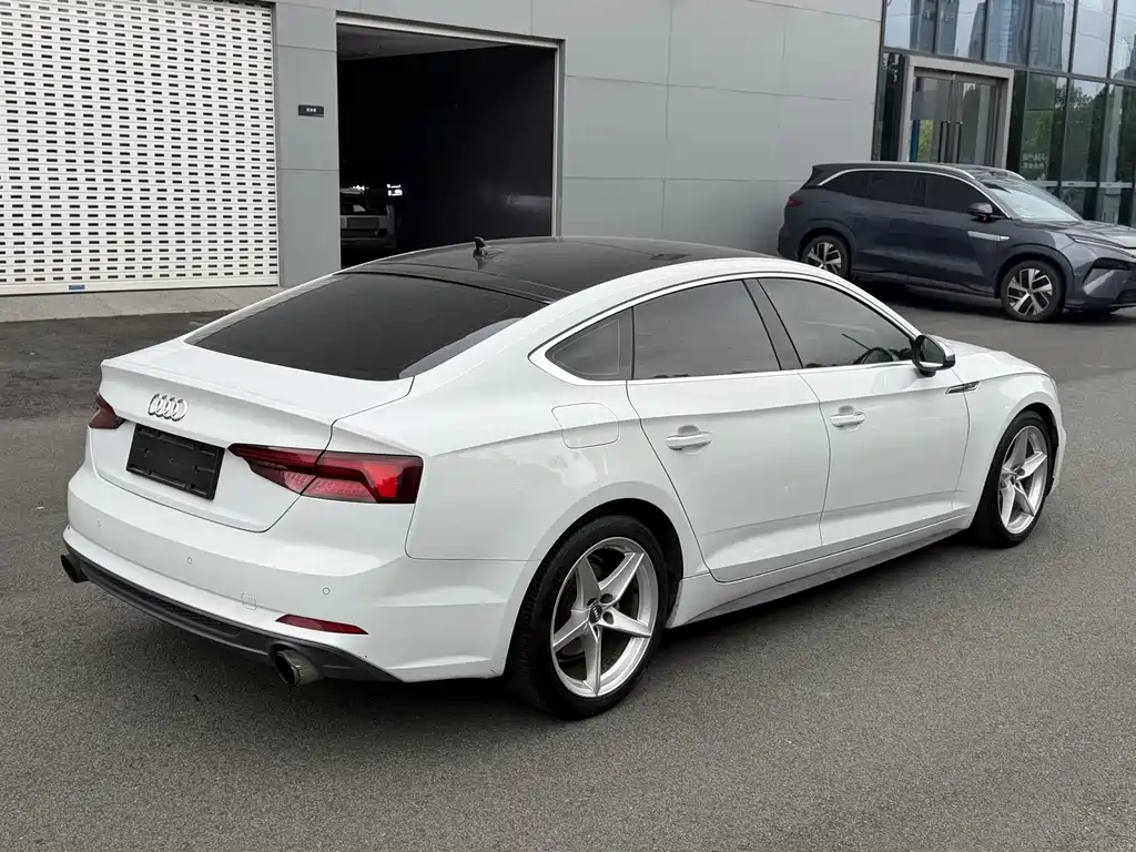 Audi A5 2018 — фото 18