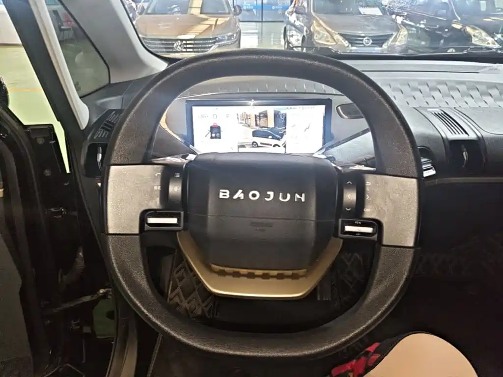 Baojun Kiwi EV 2022 — фото 11
