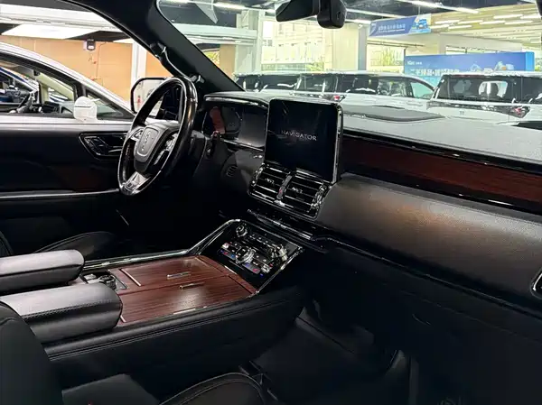 Lincoln Navigator 2018