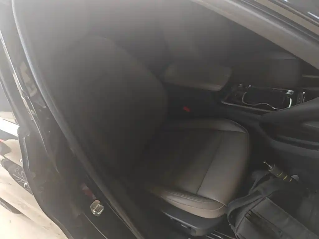 Buick Envision Plus 2023 — фото 25
