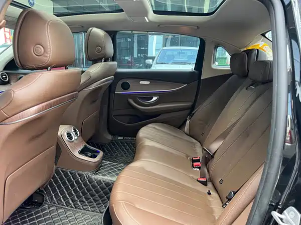 Mercedes-Benz E-Class 2021