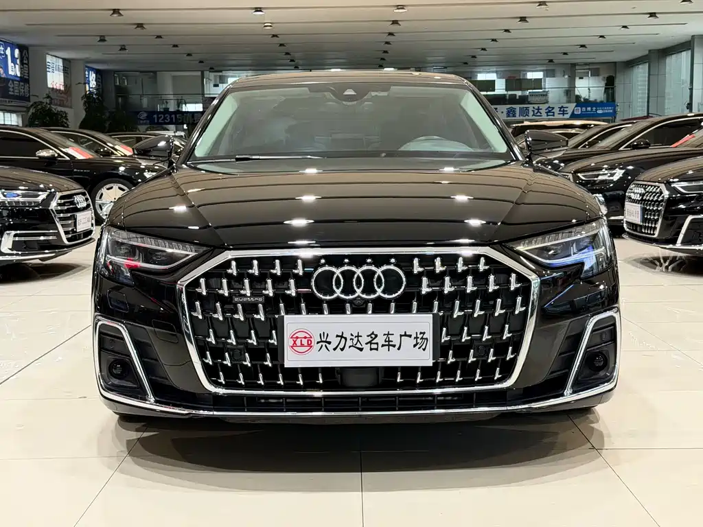 Audi A8 2023