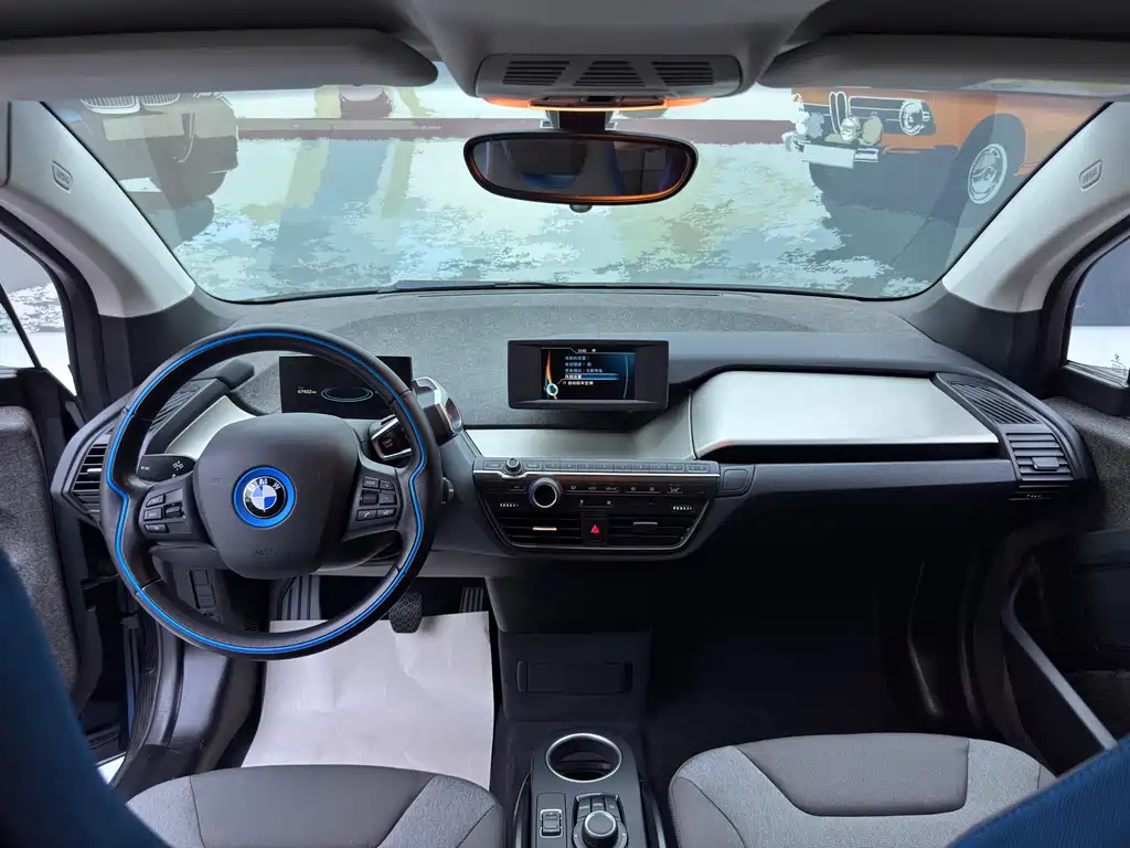 BMW i3 2017 — фото 17