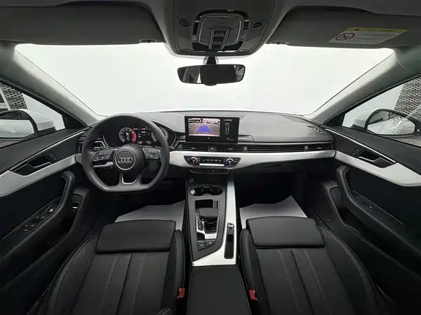 Audi A4L 2021
