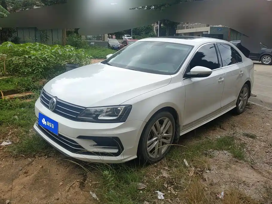 Volkswagen Sagitar 2018