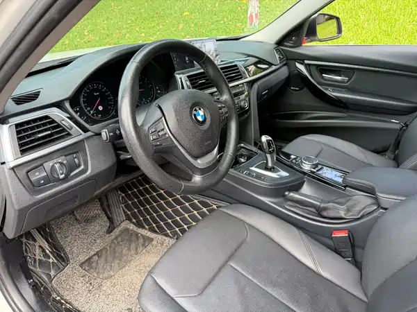 BMW 3 Series 2017