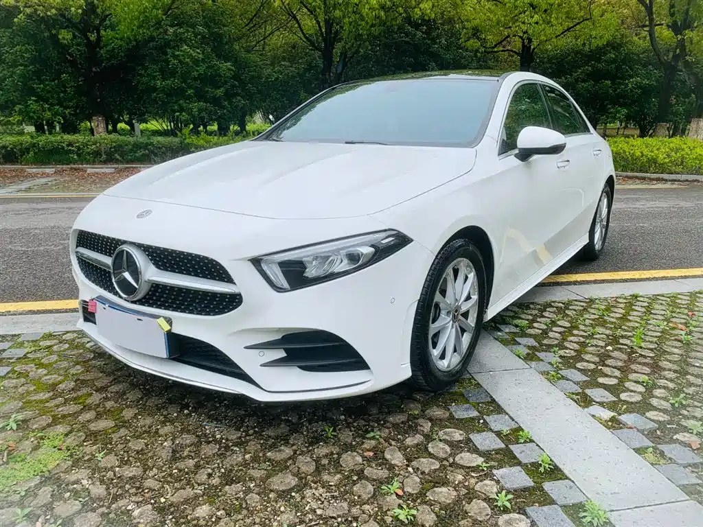 Mercedes-Benz A-Class 2020 — фото 2