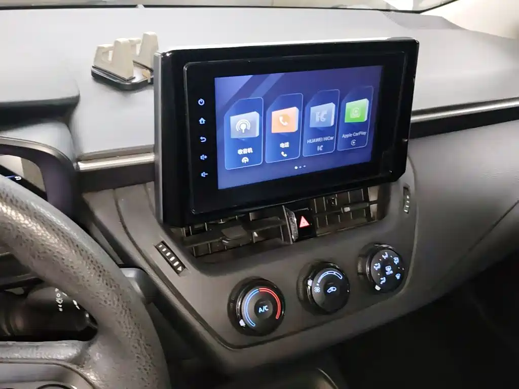 Toyota Corolla 2023 — фото 13