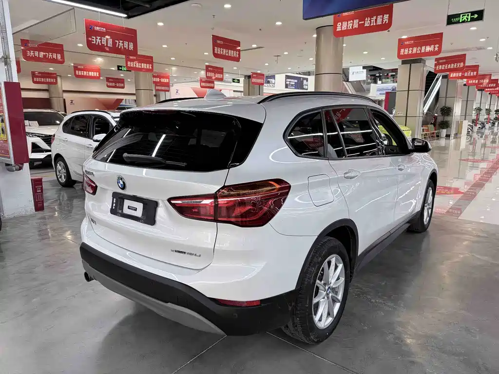 BMW X1 2019 — фото 16