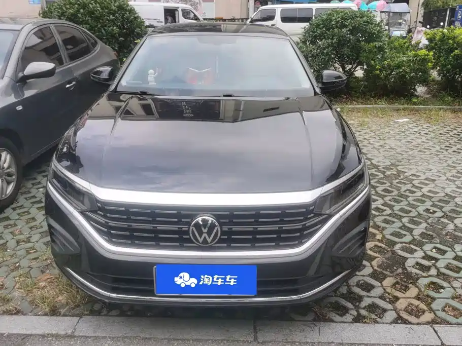 Volkswagen Passat 2024