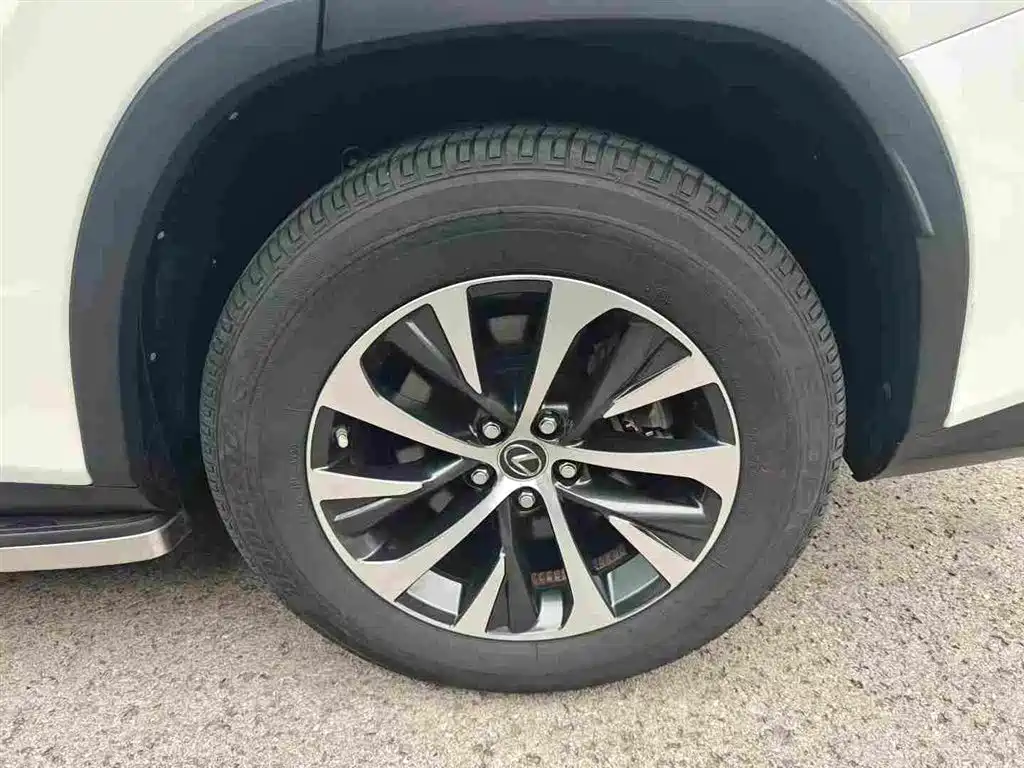 Toyota Prado 2017 — фото 18
