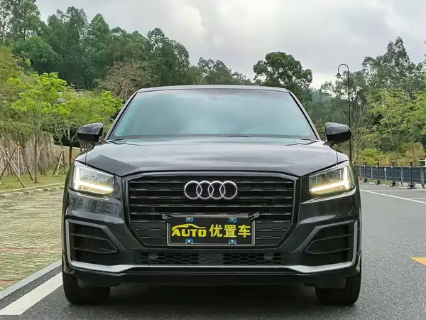 Audi Q2L 2021