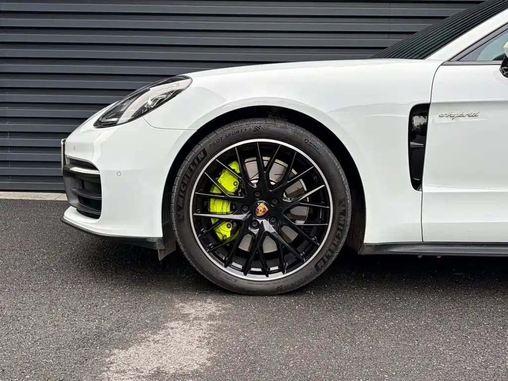Porsche Panamera New Energy 2023 — фото 4