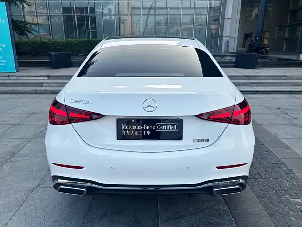 Mercedes-Benz C-Class 2025