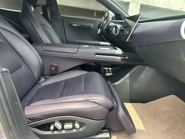 Avatr 07 2024