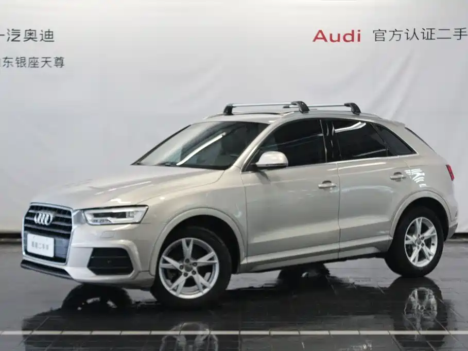 Audi Q3 2018 — фото 1