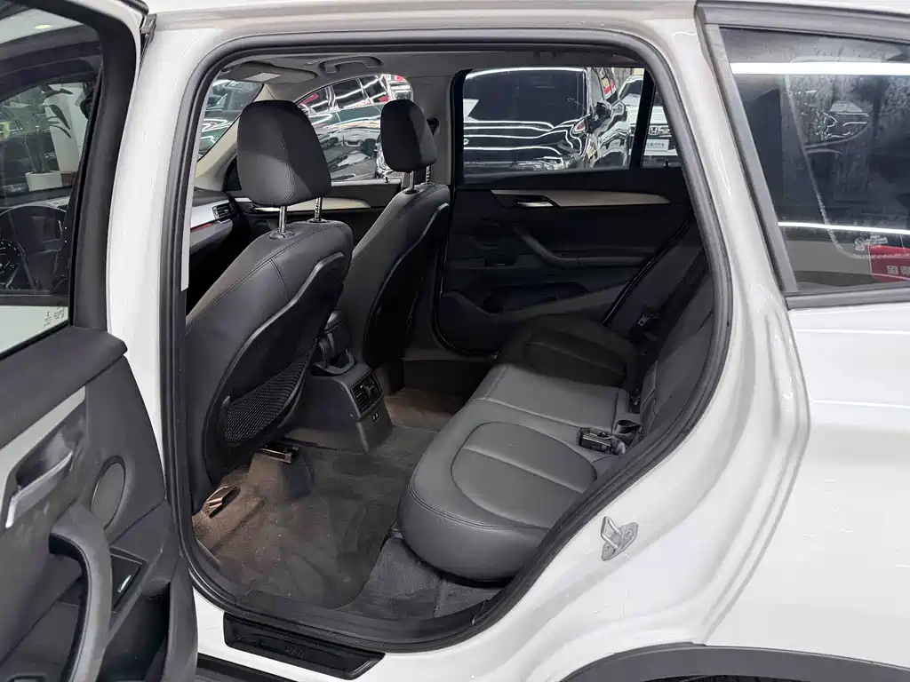 BMW X1 2019 — фото 13