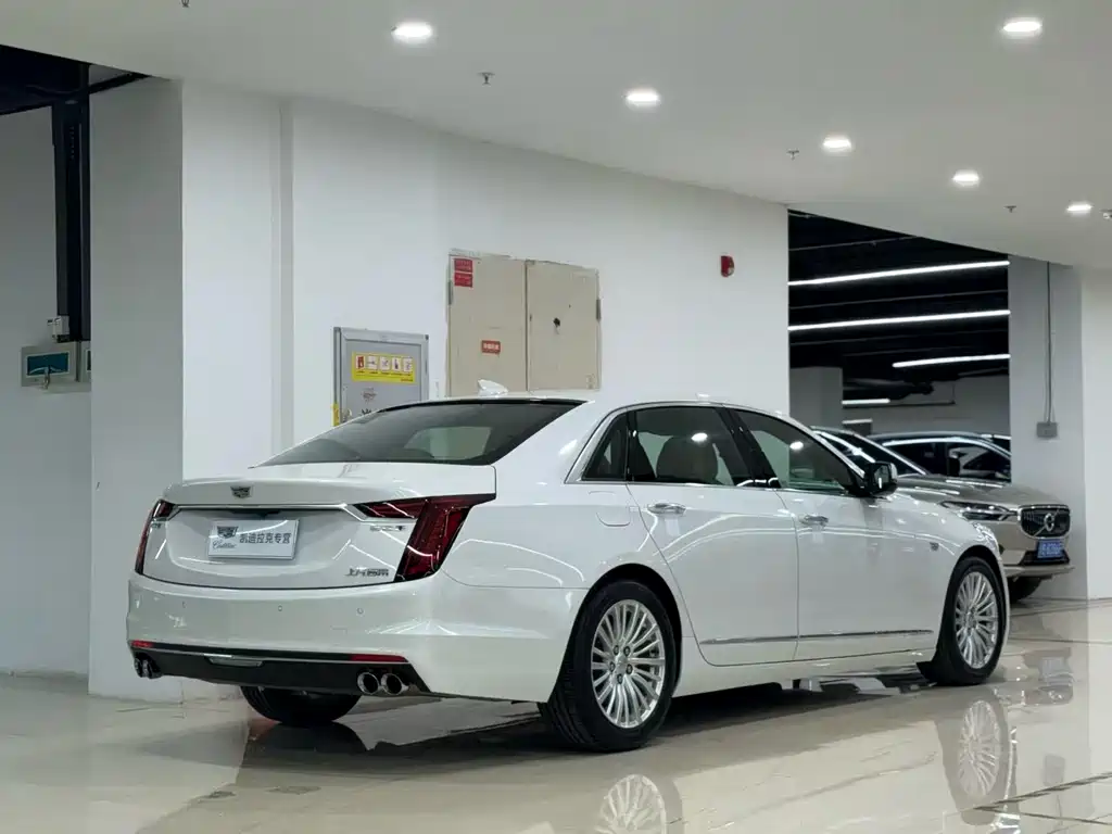 Cadillac CT6 2020 — фото 4