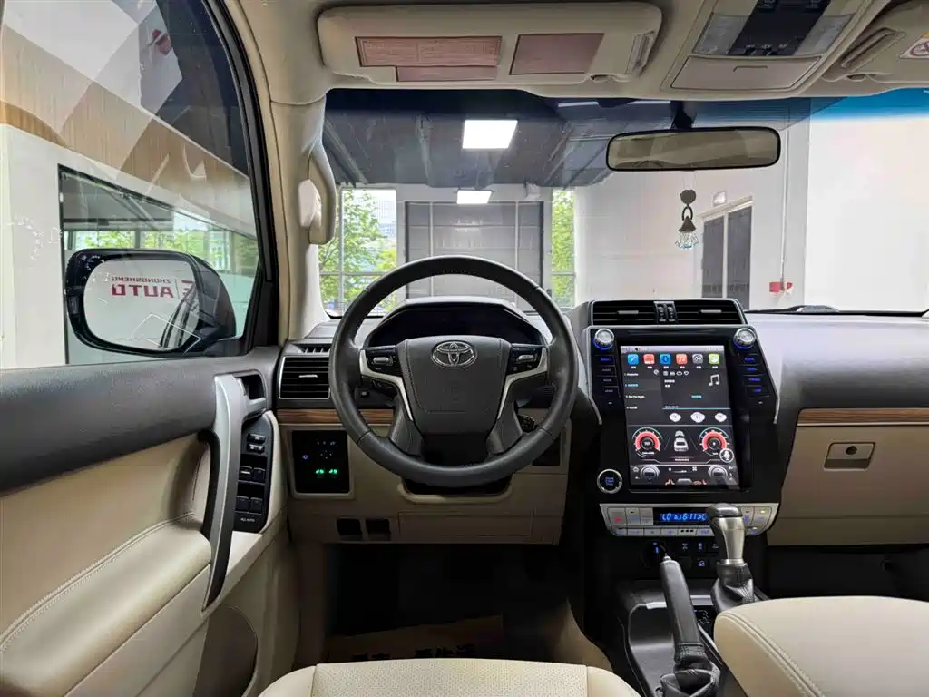 Toyota Prado 2019 — фото 4