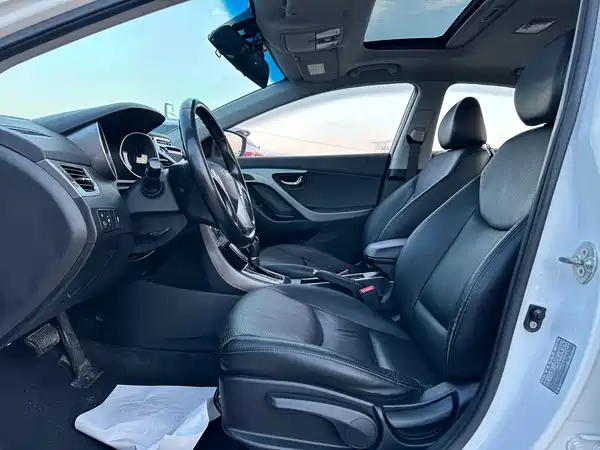 Hyundai Elantra Langdong 2014