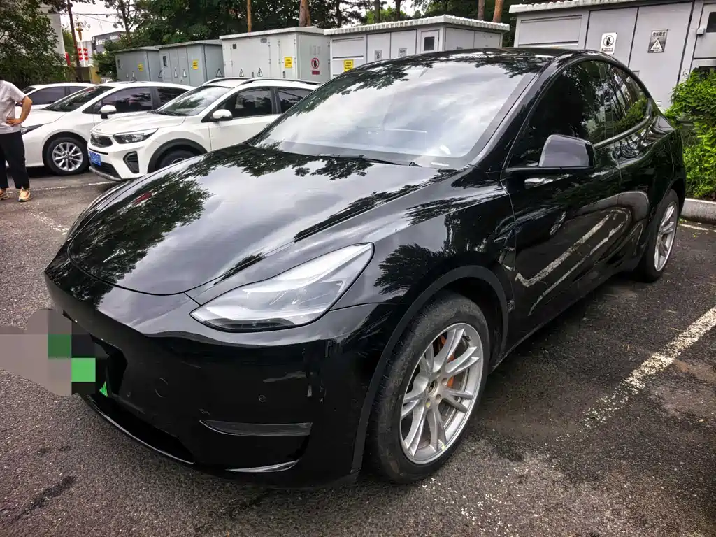 Tesla Model Y 2022