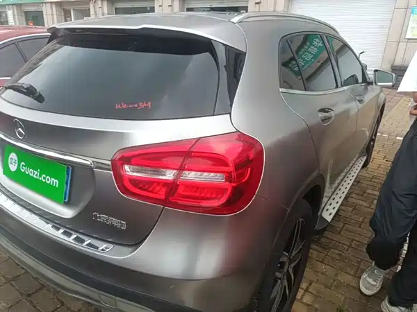 Mercedes-Benz GLA 2016
