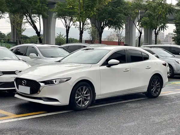 Mazda 3 Axela 2020
