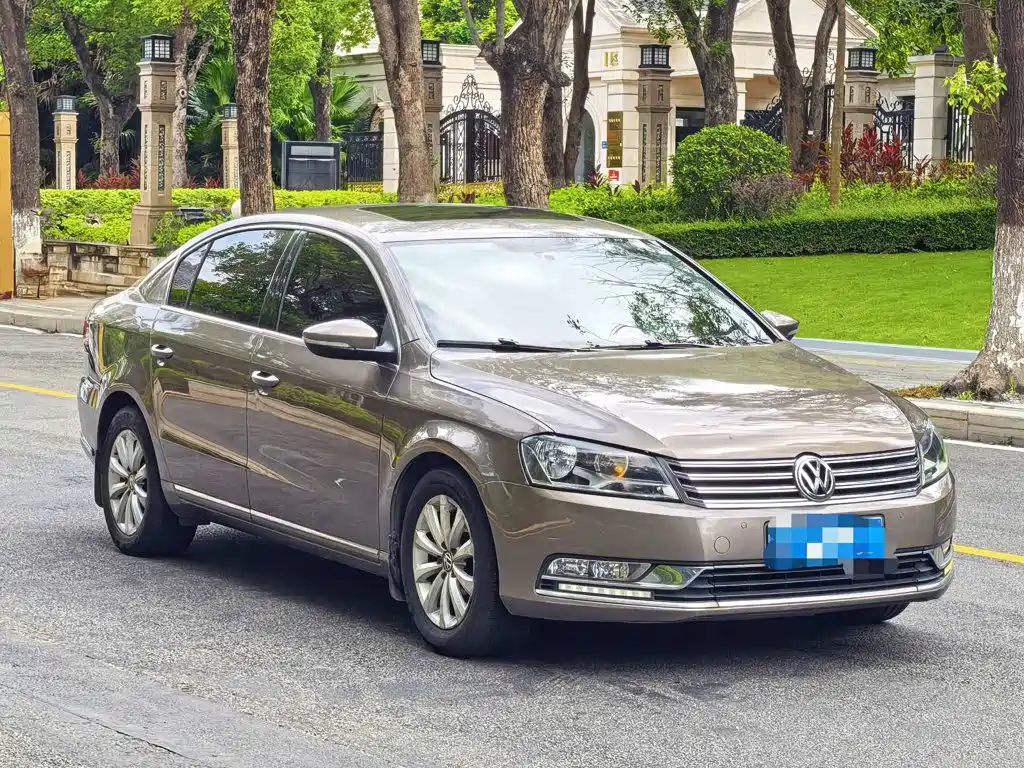 Volkswagen Magotan 2015