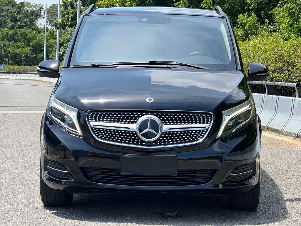 Mercedes-Benz V-Class 2020 — фото 2