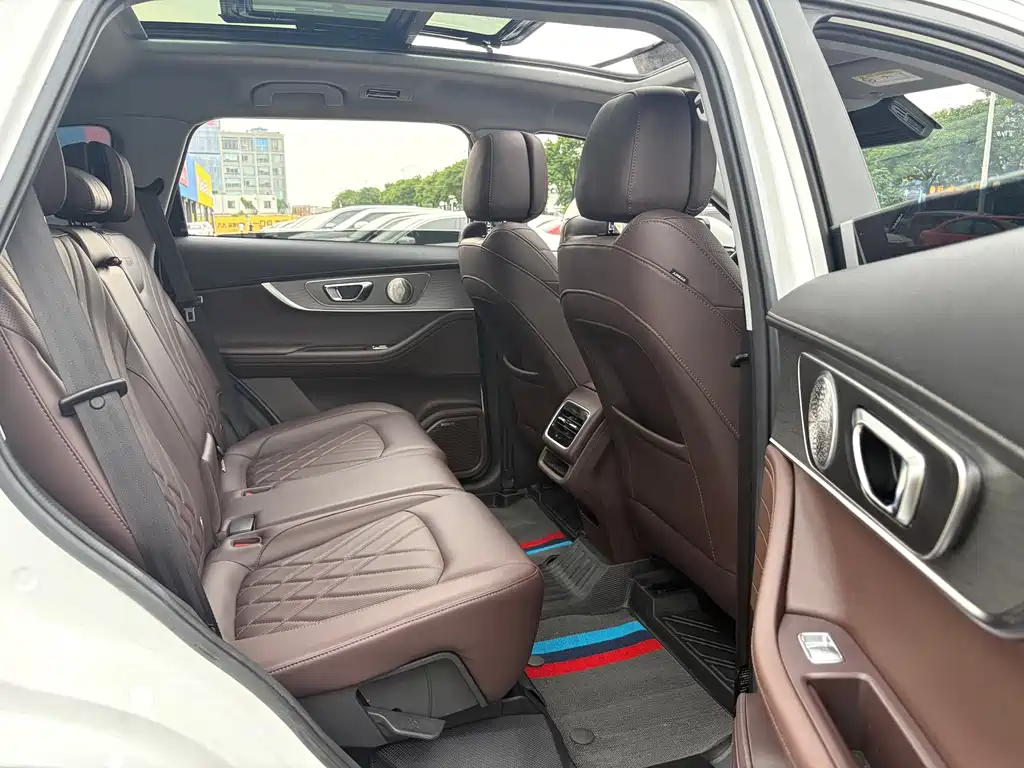 Chery Tiggo 8 PRO 2023 — фото 18