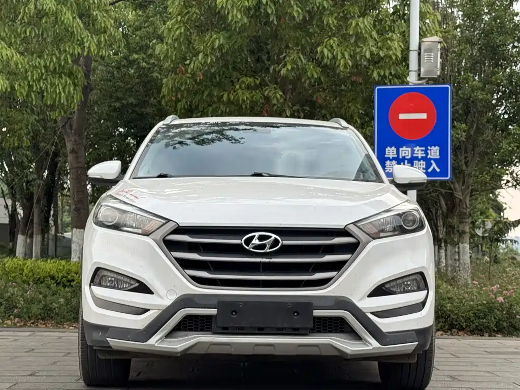 Hyundai Tucson 2016 — фото 2