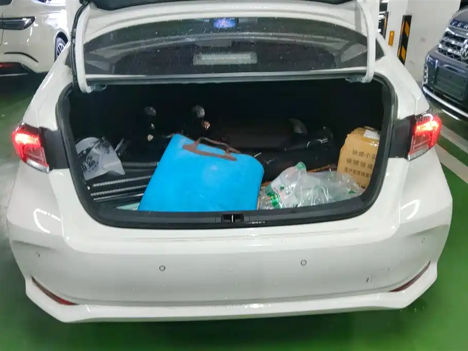 Toyota Corolla 2019 — фото 4