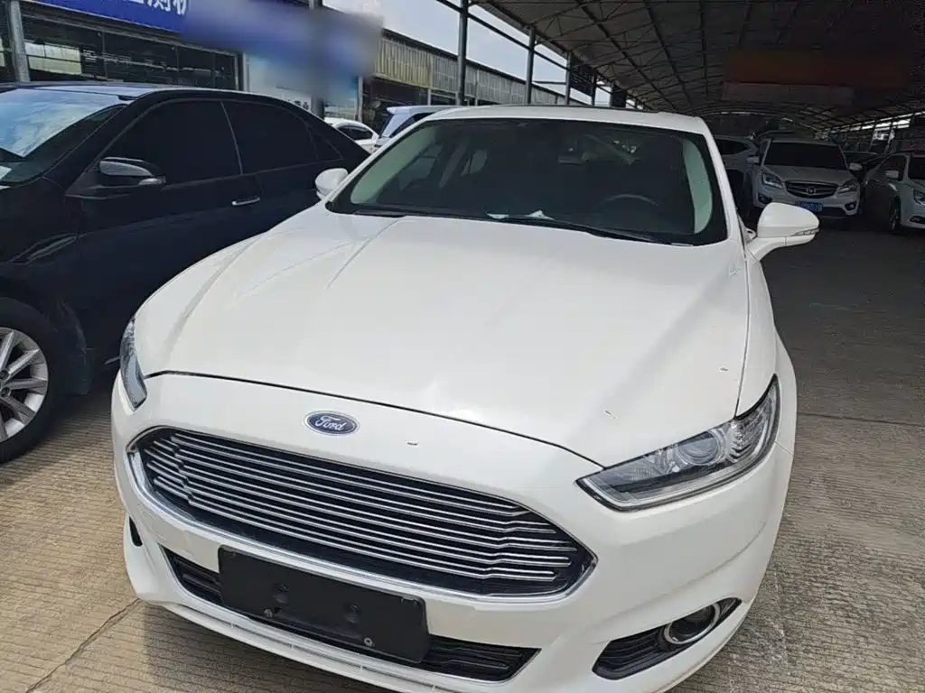 Ford Mondeo 2014 — фото 3