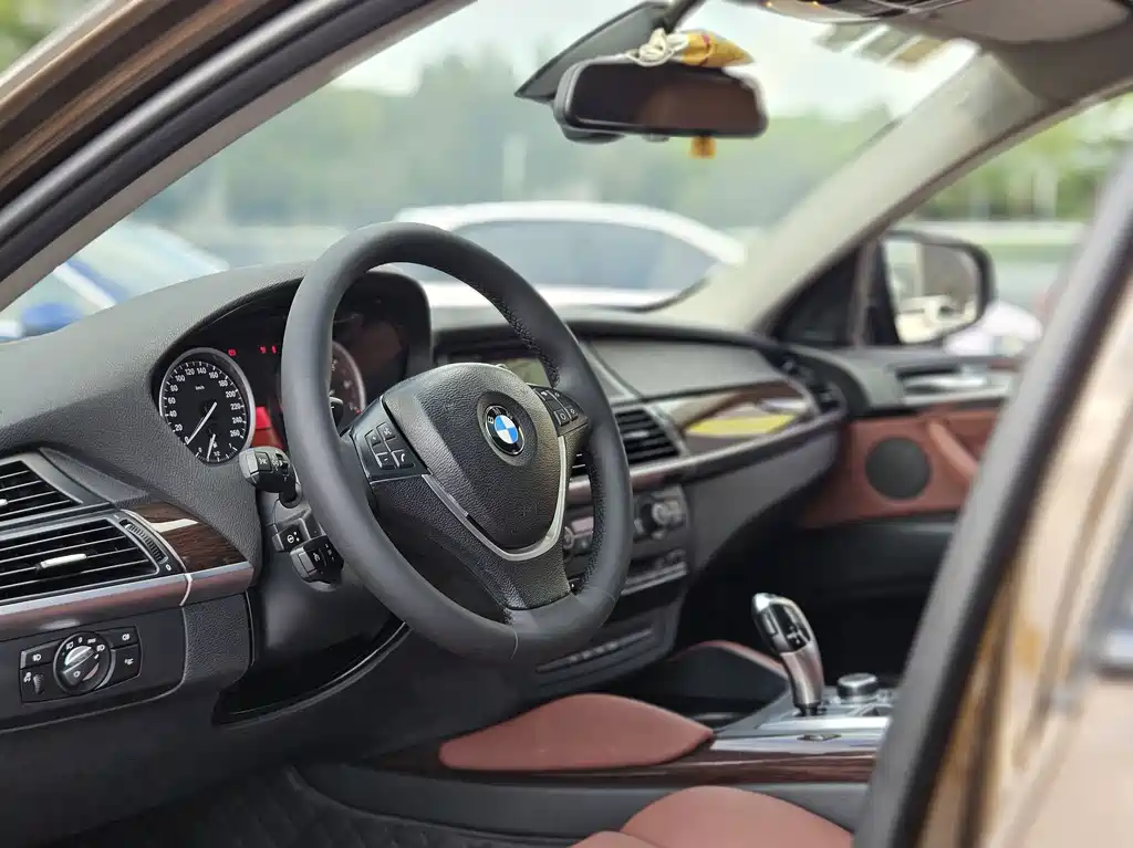 BMW X6 2013 — фото 14