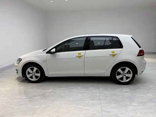 Volkswagen Golf 2014