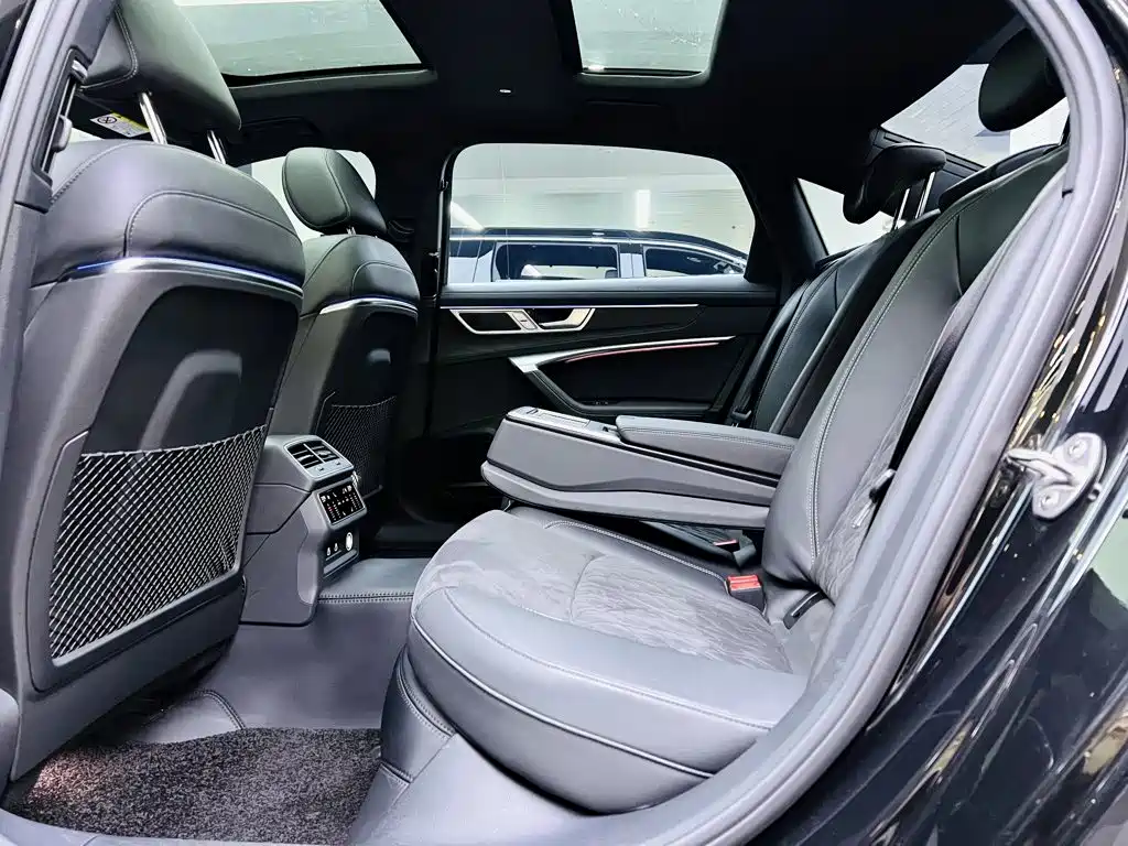Audi A6L 2025 — фото 12