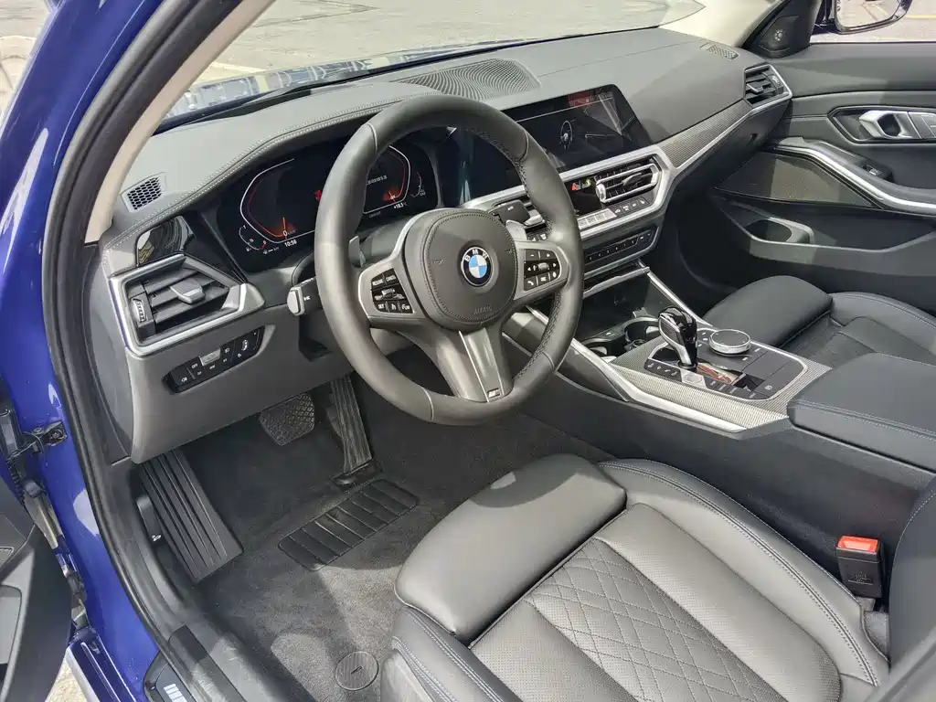 BMW 3 Series 2022 — фото 12