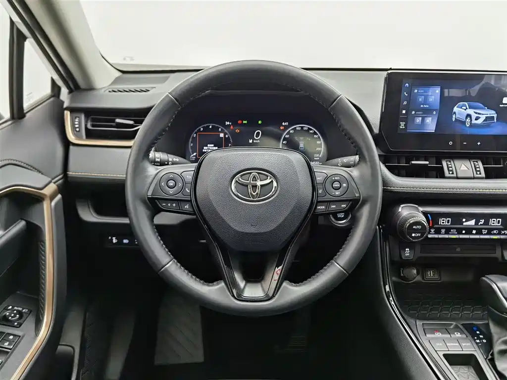 Toyota Wildlander 2024 — фото 11