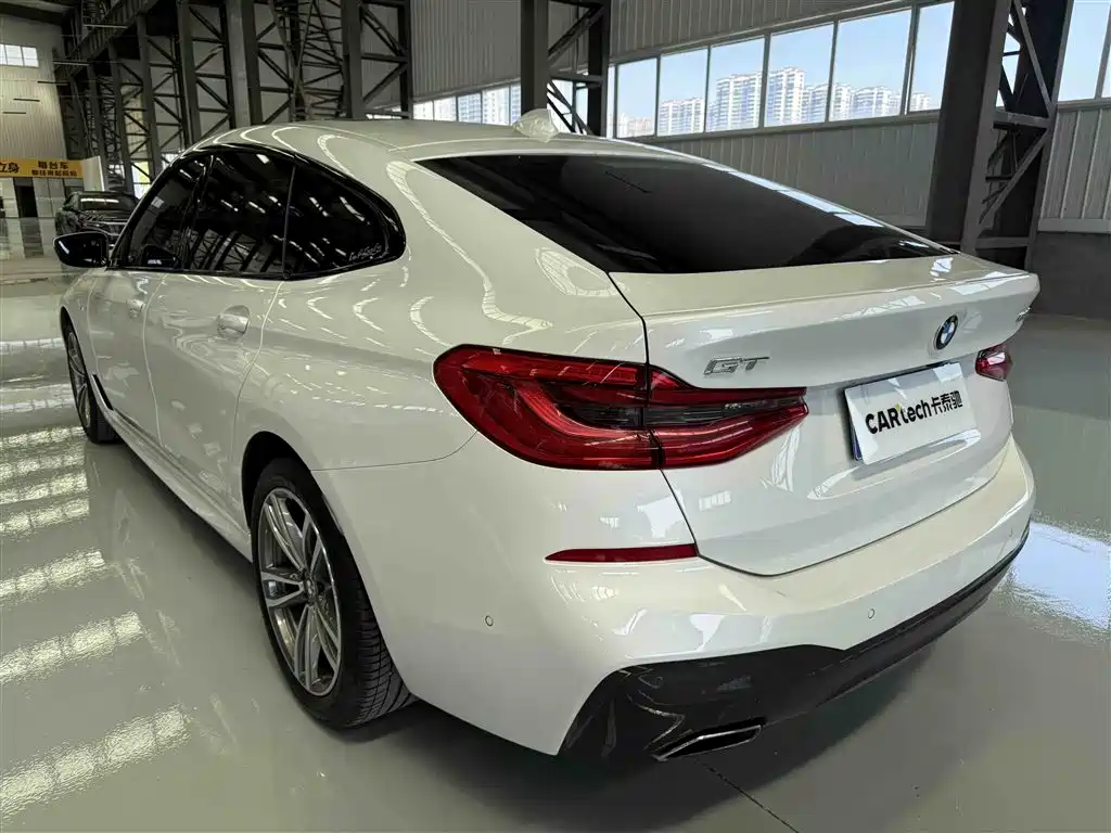 BMW 6 Series GT 2019 — фото 6