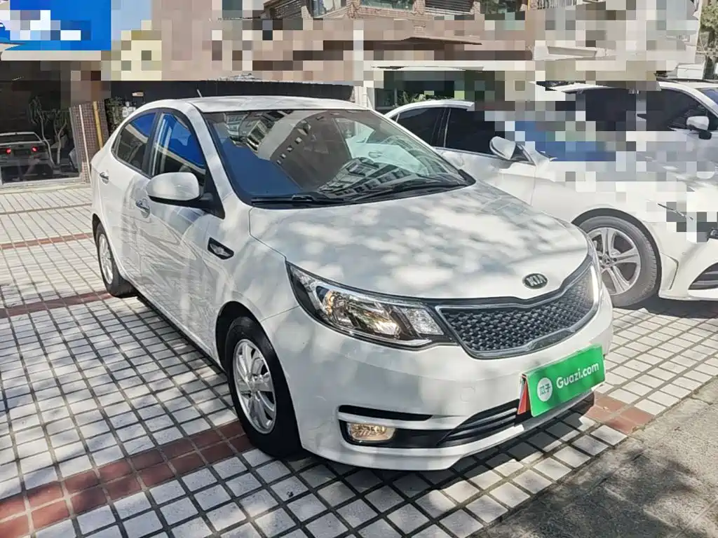 Kia K2 2015 — фото 4