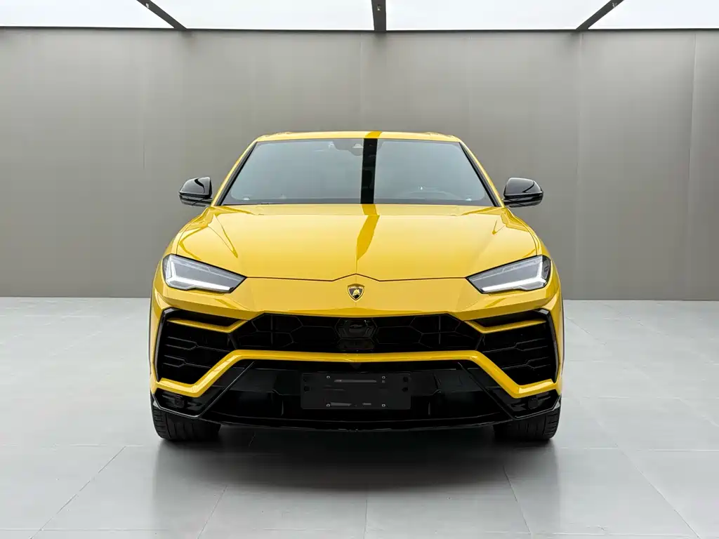 Lamborghini Urus 2023 — фото 4