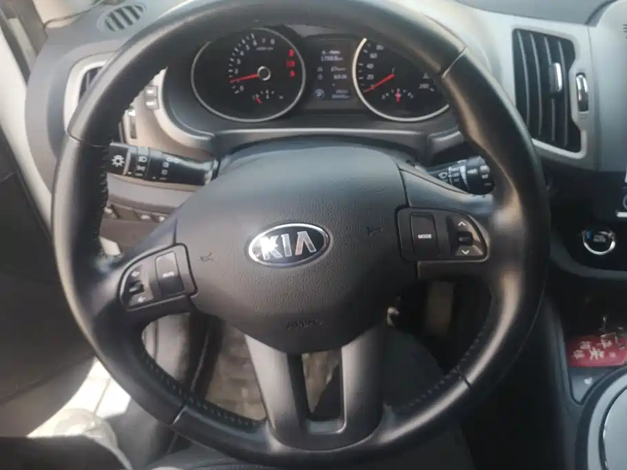 Kia Sportage 2014 — фото 15