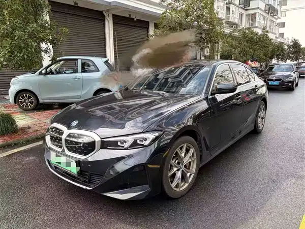 BMW i3 2023