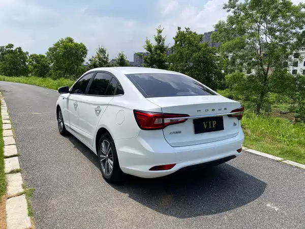Roewe i5 2019