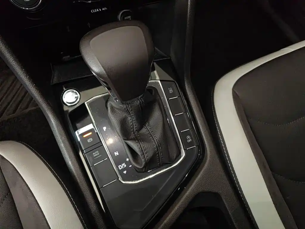 Volkswagen Tiguan L 2019 — фото 14