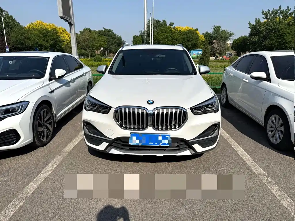 BMW X1 2022 — фото 11