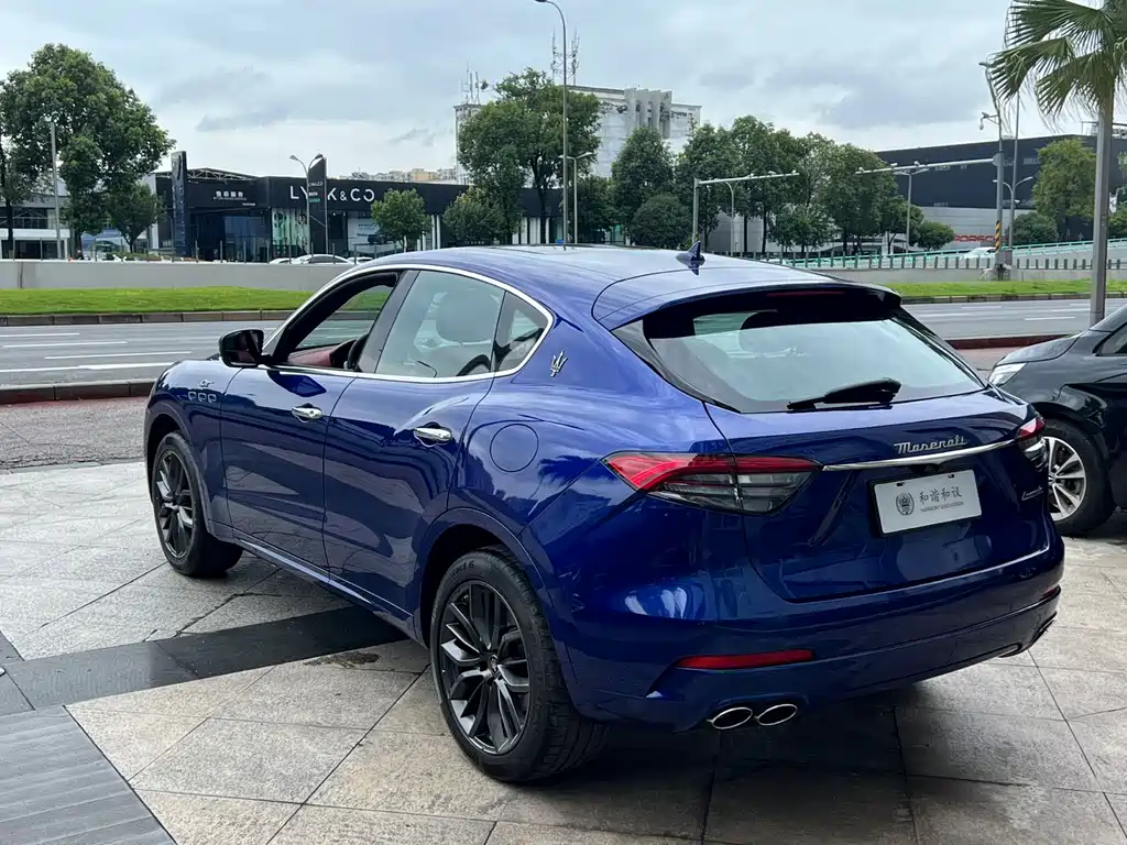 Maserati Levante — фото 17