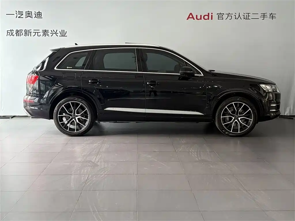 Audi Q7 2019 — фото 3