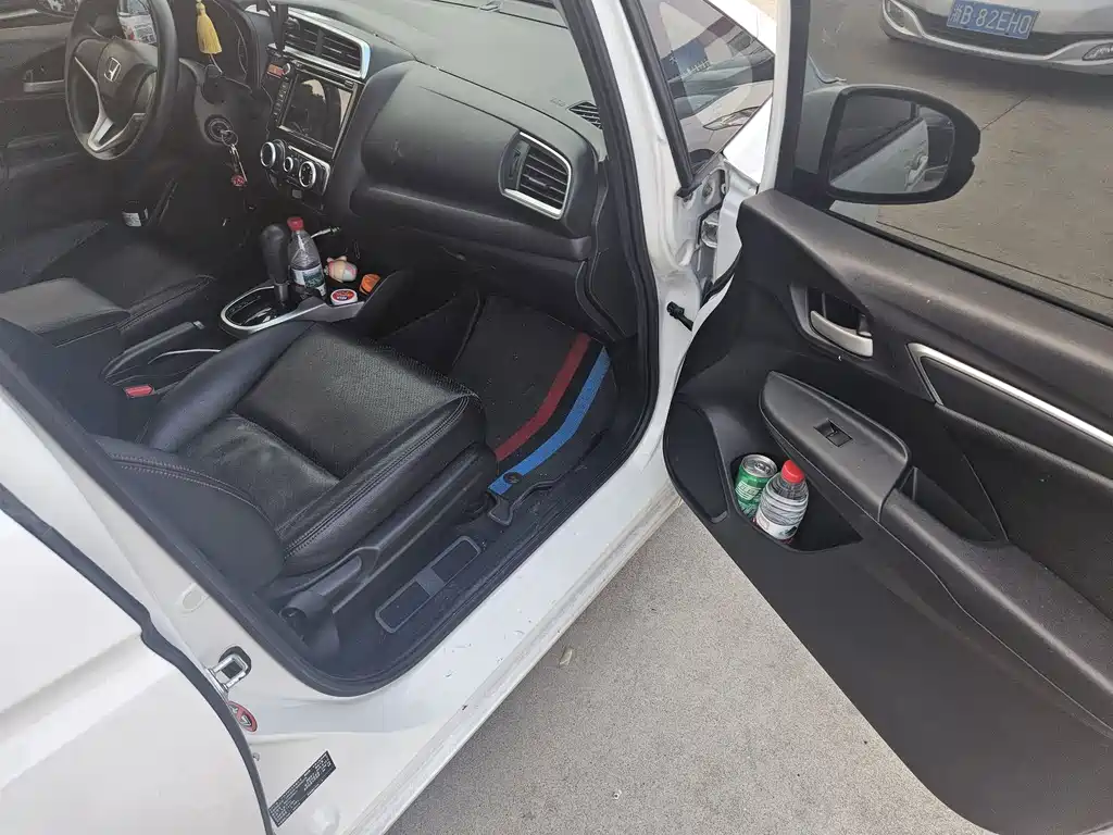 Honda Fit 2015 — фото 15
